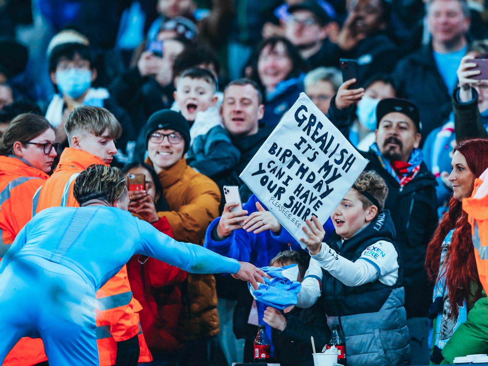 为我们提供 为我们提供